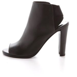 Stuart Weitzman shoes size 8.5